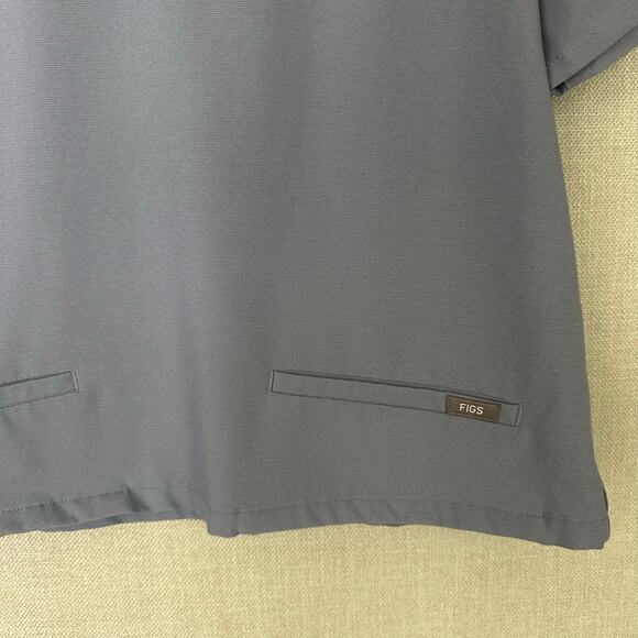 Figs 3-Pocket Scrubs Top Blue Grey Boxy Cropped Altered Size Medium - Picture 5 of 7